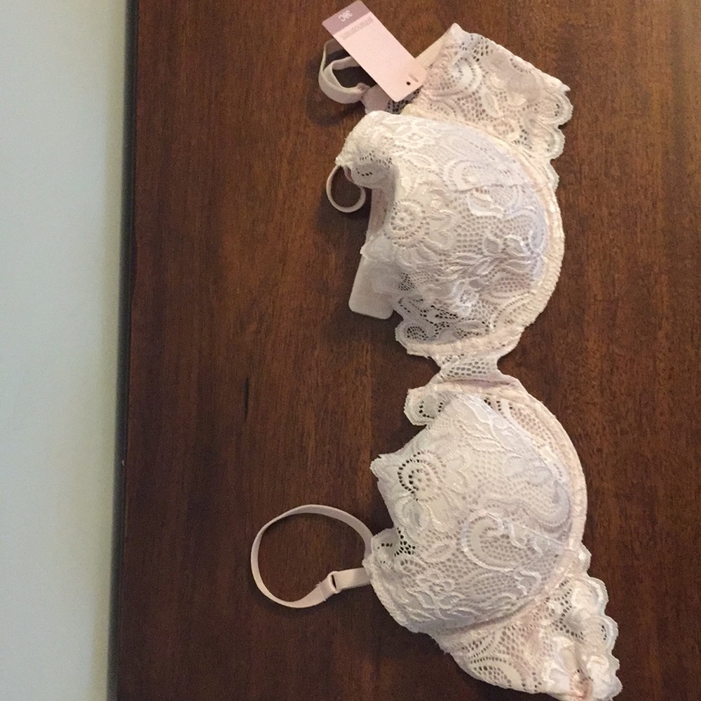 NWT 38C Bra